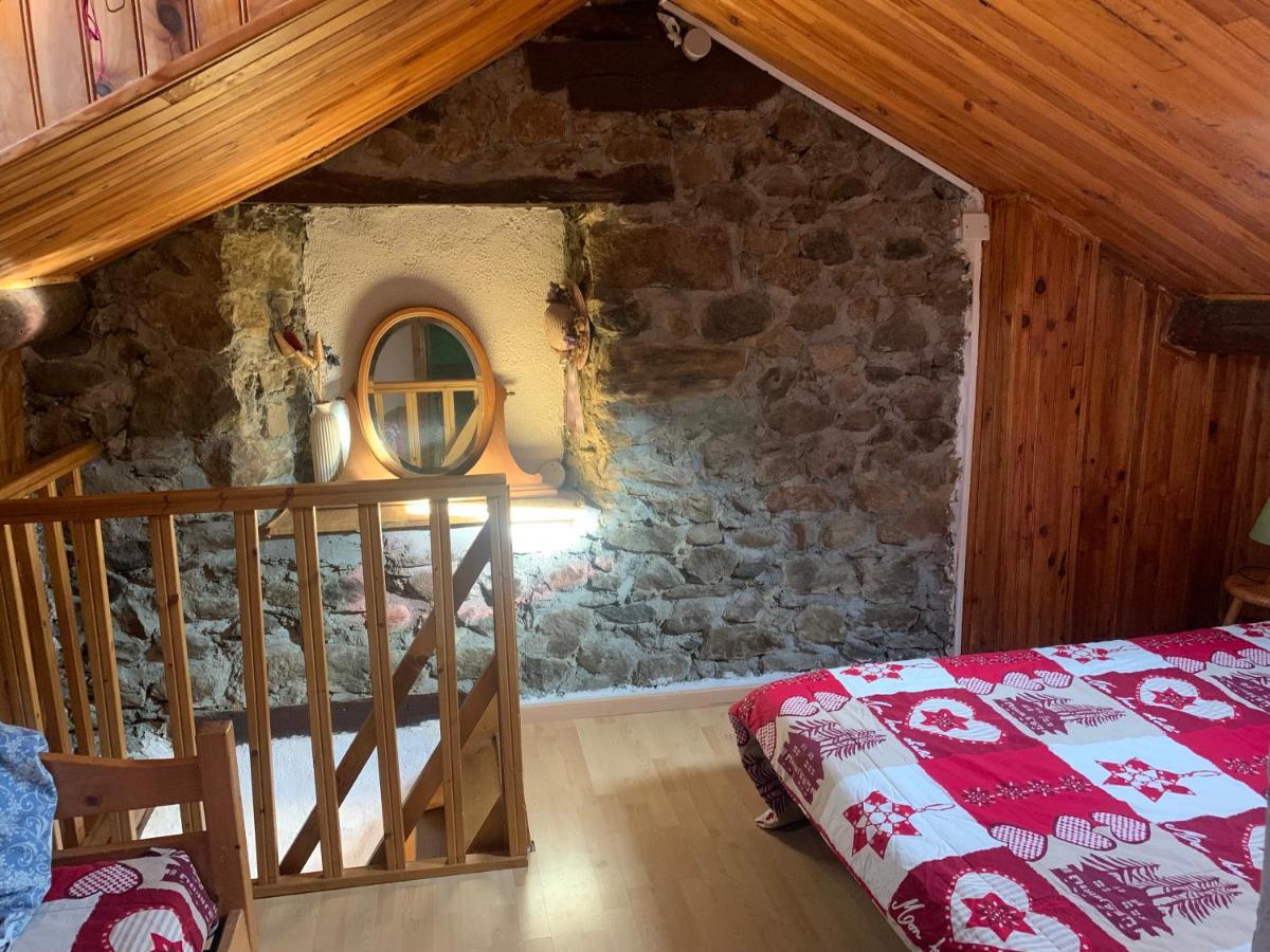 Joli Appartement Dans Une Maison Ancienne آكس ليه تيرْم المظهر الخارجي الصورة